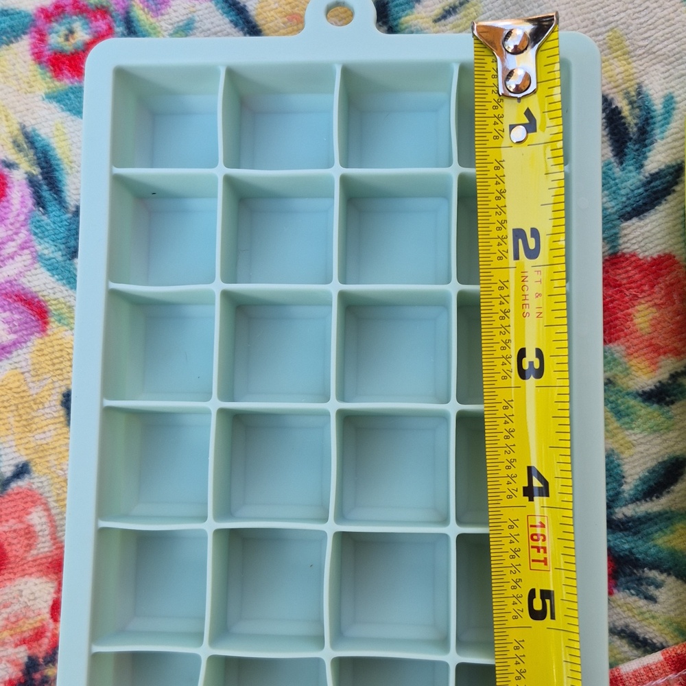Silicone Trays Water Candy Soap Molds 2 For 1 Price - Picture 4 of 5